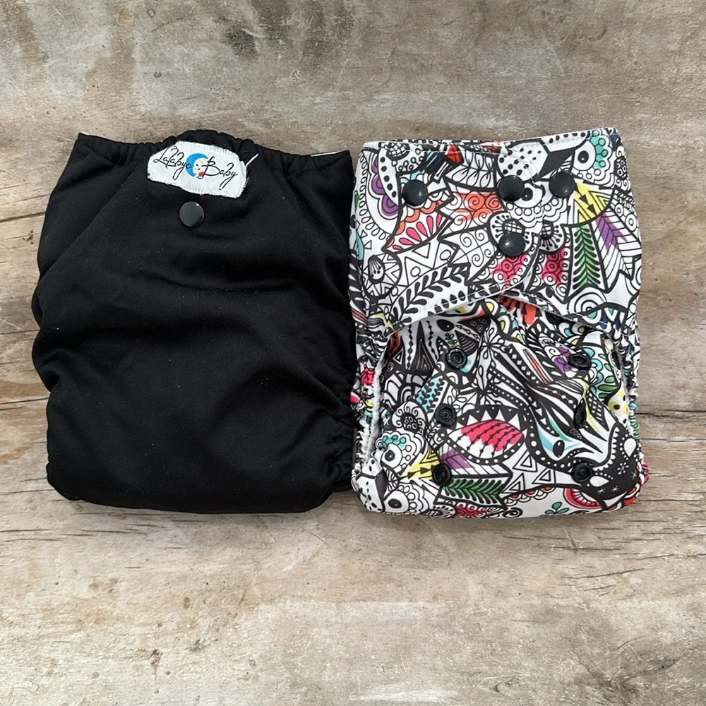 Lalabye Baby, one size cloth diapers reusable. Pair, one print one solid. *USED*